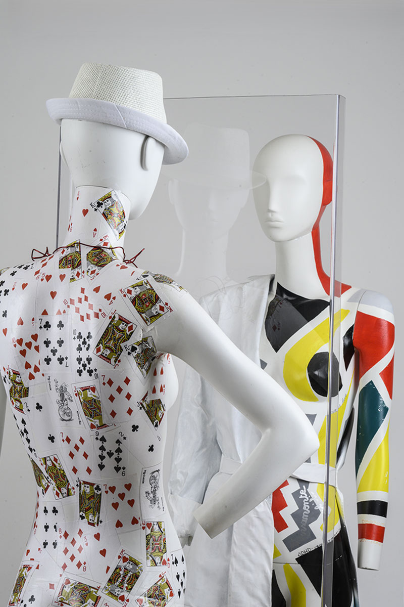 “Mirroring” di Luana Bottallo, in arte LuBi Vendita online opera dal titolo “Mirroring” realizzata dall'artista contemporanea Luana Bottallo, in arte LuBi