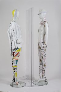 Vendita online opera dal titolo “Mirroring” realizzata dall'artista contemporanea Luana Bottallo, in arte LuBi
